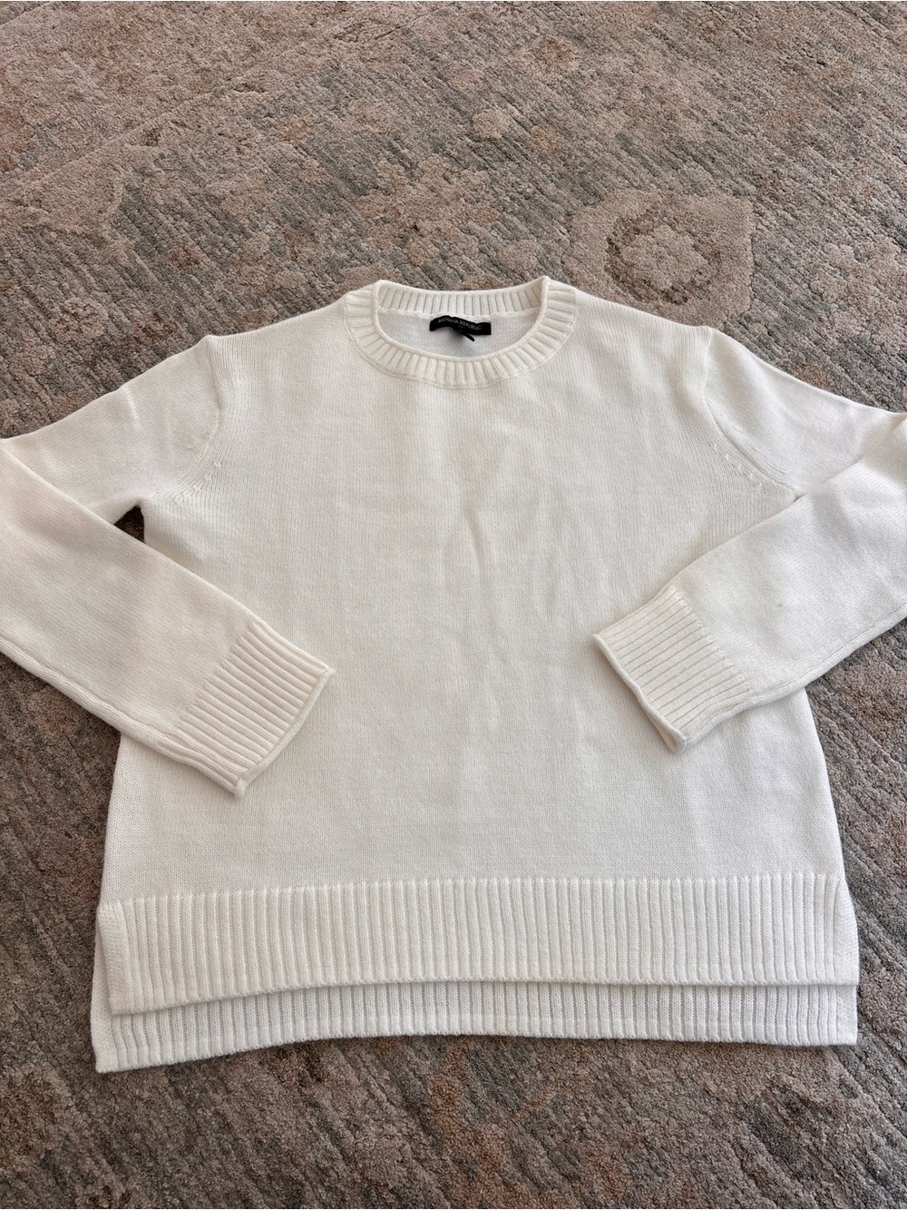 Banana Republic Cream White Knit Crewneck Sweater High-Low Hem Size XXS
